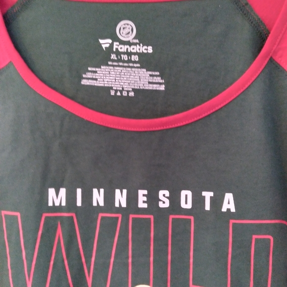 Minnesota wild shirt for women Size XL color green and red - Picture 12 of 14